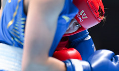 （全运会）（5）拳击——女子50公斤级八分之一决赛：吴愉晋级