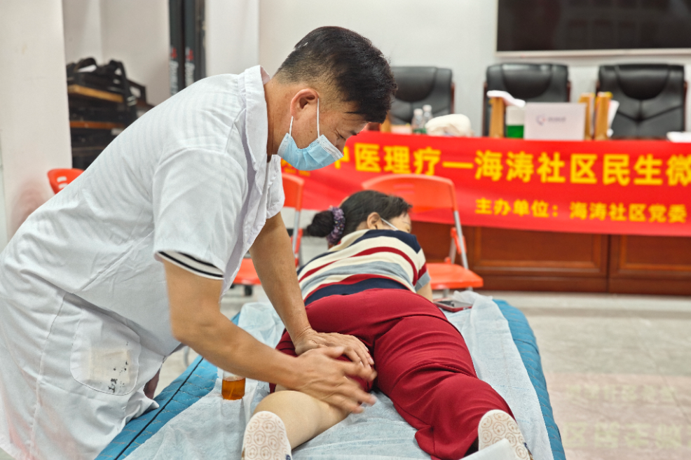 海涛社区“暖阳康护”康复进社区项目启幕