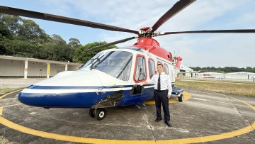 “火炬空中传递展现深圳创新活力!”