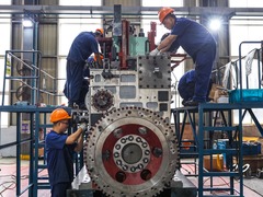 “十五五”新蓝图·新机遇丨厚植产业沃土　绘就高质量就业新图景