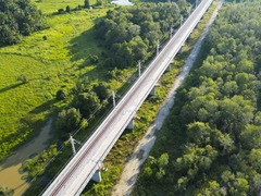 记者手记｜在延伸向未来的铁轨上