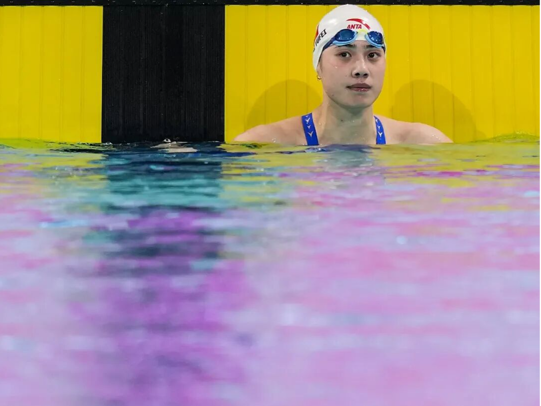 张雨霏摘得全运会女子100米蝶泳金牌