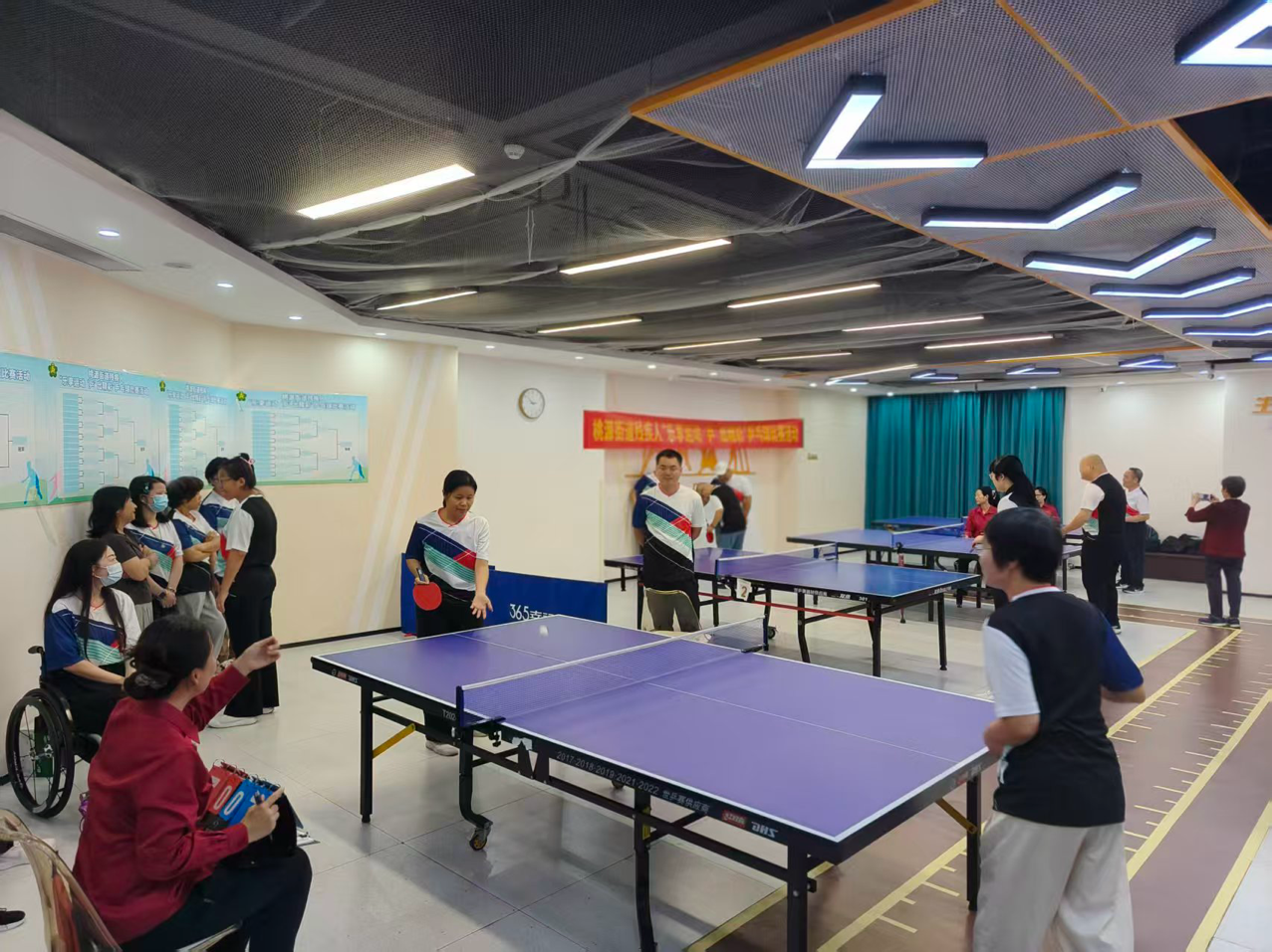 “乒”出精彩人生!南山区桃源街道残联开展残障人士乒乓球比赛活动