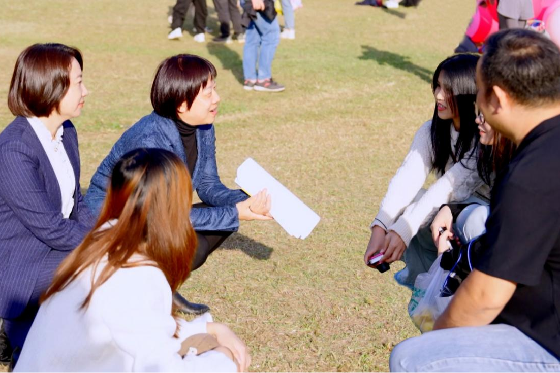 建设好“国家级”基层立法联系点，推动全过程人民民主基层新实践