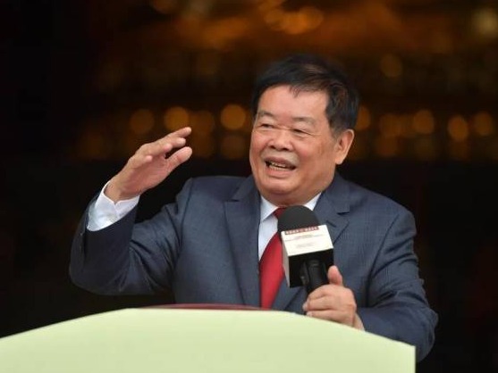 福耀玻璃法定代表人变更