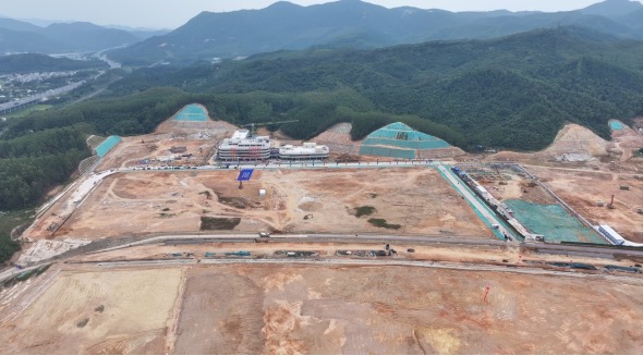 深圳首个高端电子化学品产业园迎来批量项目集中动工!