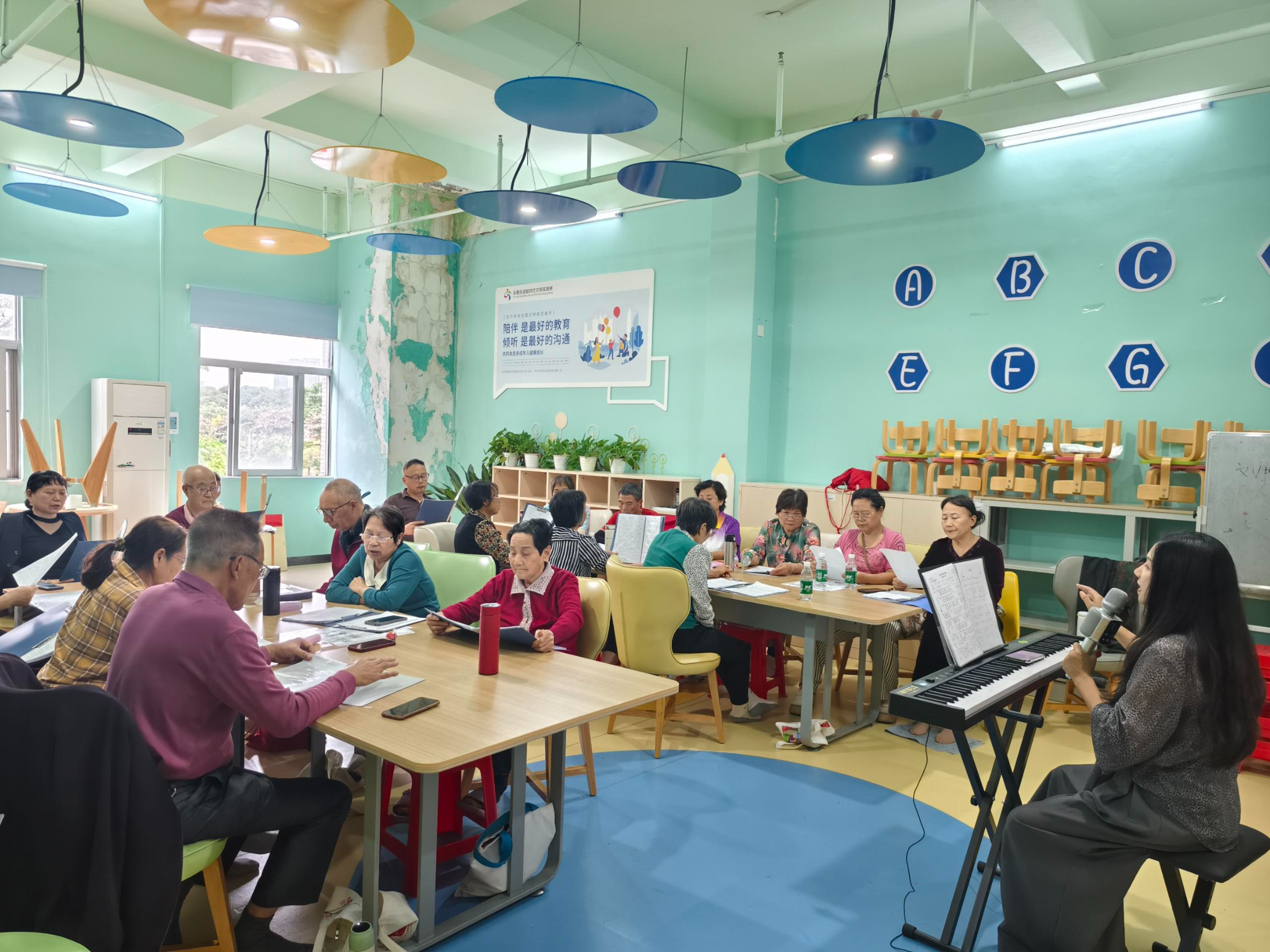 玉塘街道多维赋能“银龄”生活,绘就幸福晚年新图景