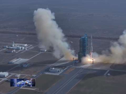 祝贺!神舟二十二号飞船发射取得圆满成功