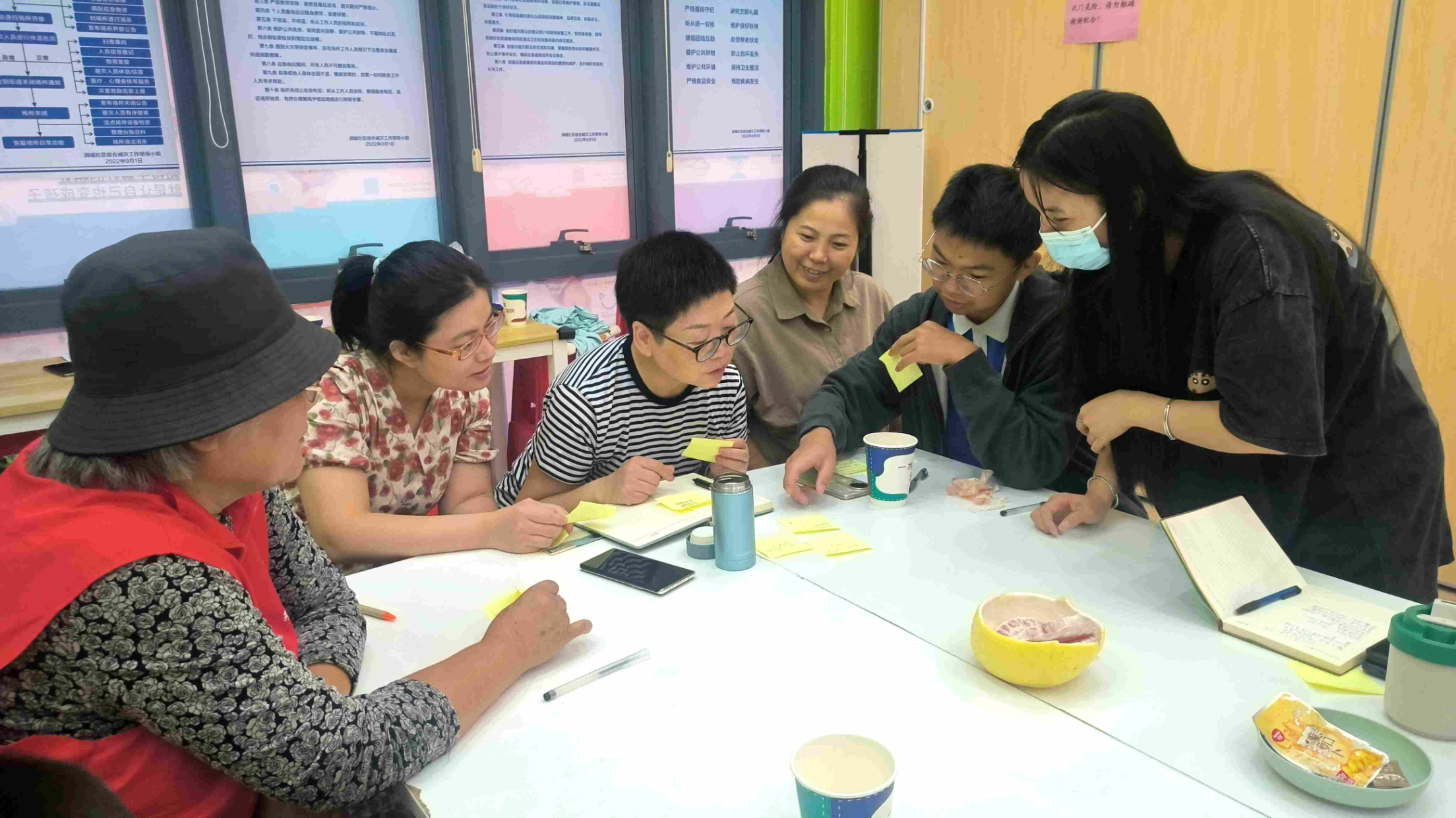 观湖街道润城社区开展自组织骨干培育小组活动