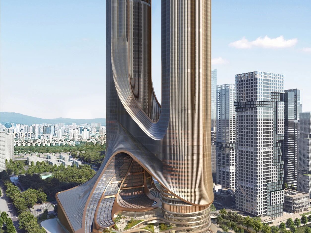 超异型褶皱幕墙成功首挂!深超总“未来之塔”幕墙施工进入攻坚阶段