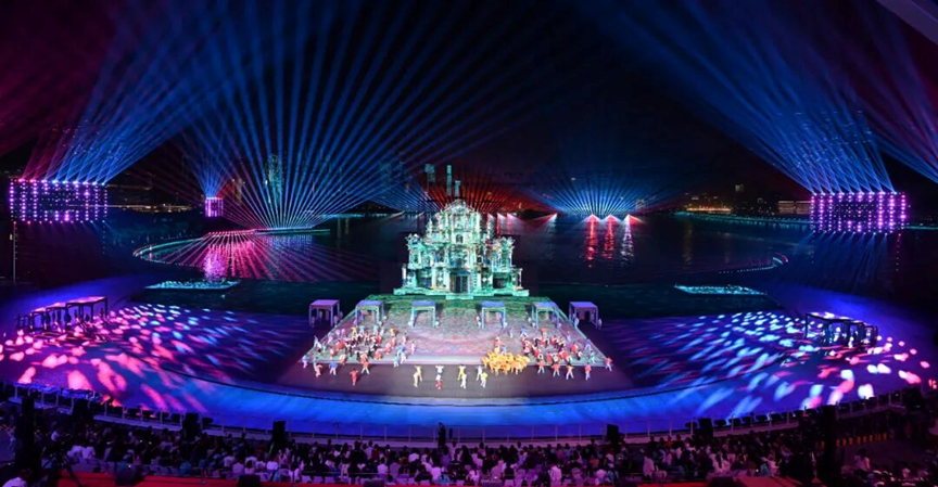 十五运会再现龙华元素！利亚德科技助力 打造全球首个“城市全景闭幕式”