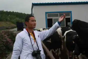 纸墨情缘80年｜我的取景框里有束光