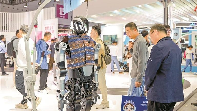 第二十七届高交会闭幕,意向成交与投融资金额突破1700亿元!龙华科创成果成为一道亮眼科技风景线