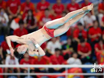 十五运会跳水男子三米板完赛,王宗源夺金,广东队何超拿铜牌