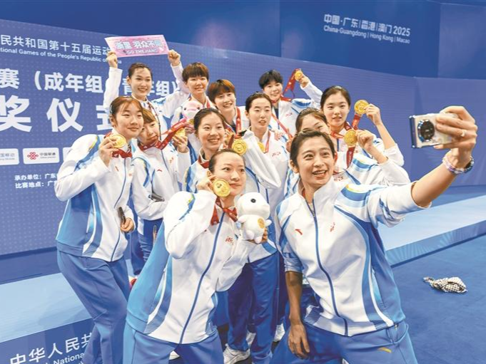 冠军，圳见证！