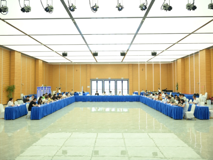 部门联动促合规，龙华人才园“园企金名片”金秋茶话会活动举办