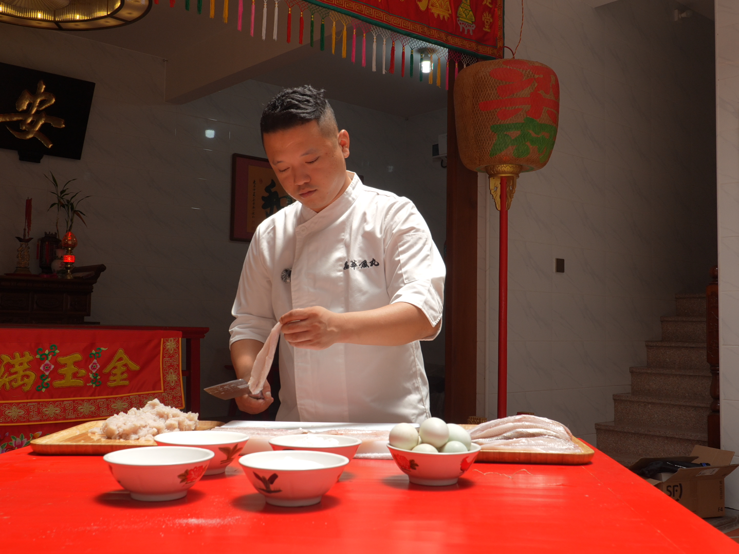 海上新广东·闯海｜掌间沧海，丸味新魂——非遗技艺第五代传承人的“鱼丸经”