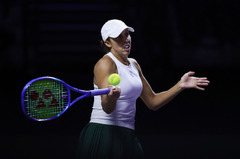 （外代二线）（27）网球——WTA年终总决赛：阿尼西莫娃胜凯斯