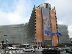 欧盟推进扩员进程　内部分歧待解