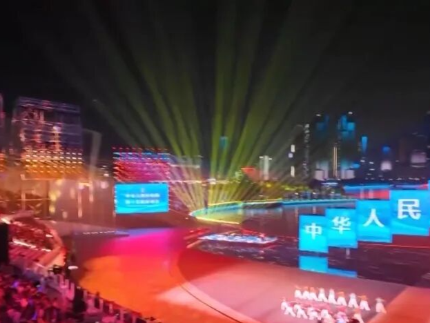 舞台 “消失” 在海里？十五运会闭幕式亮点提前揭秘→ 