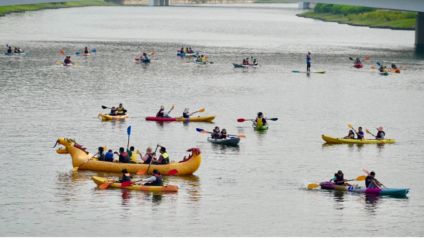 当全运会邂逅高交会!福海河水上“趣”运动嘉年华再掀狂欢热潮