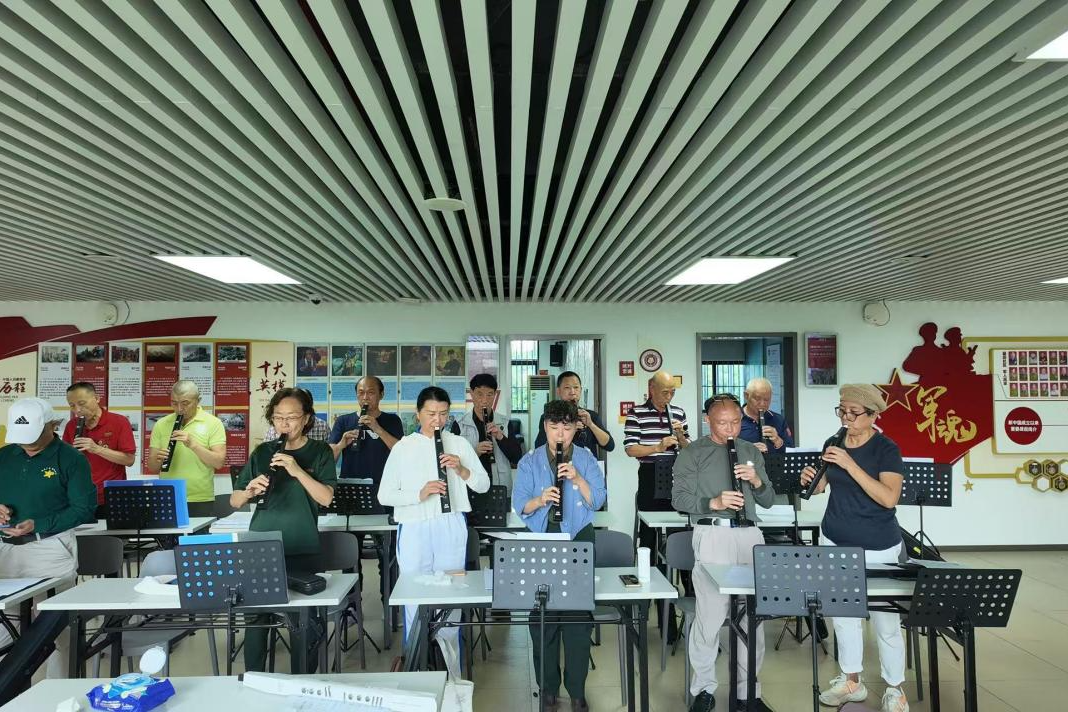 福保街道办益田社区红歌响彻冬日,“红星”志愿服务队以歌传情践初心