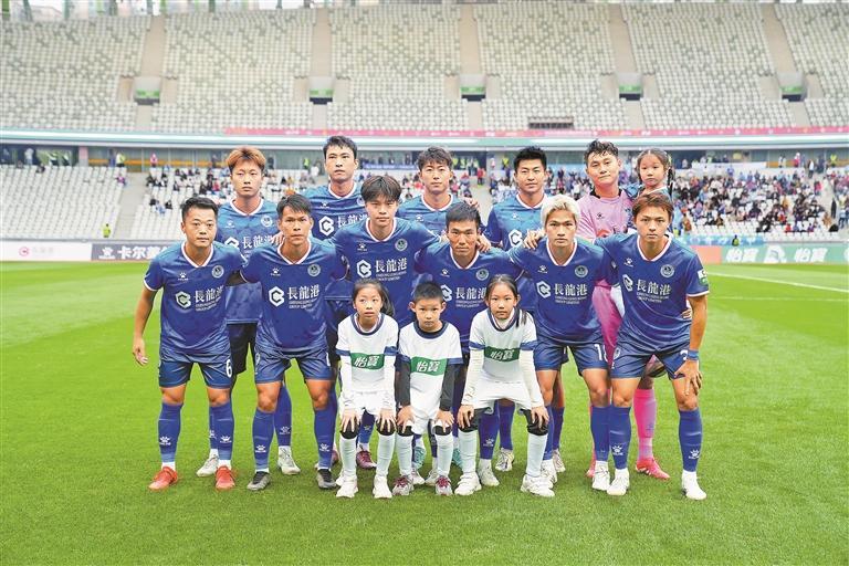 中甲联赛第三轮，深圳青年人宝体主场首秀不敌重庆