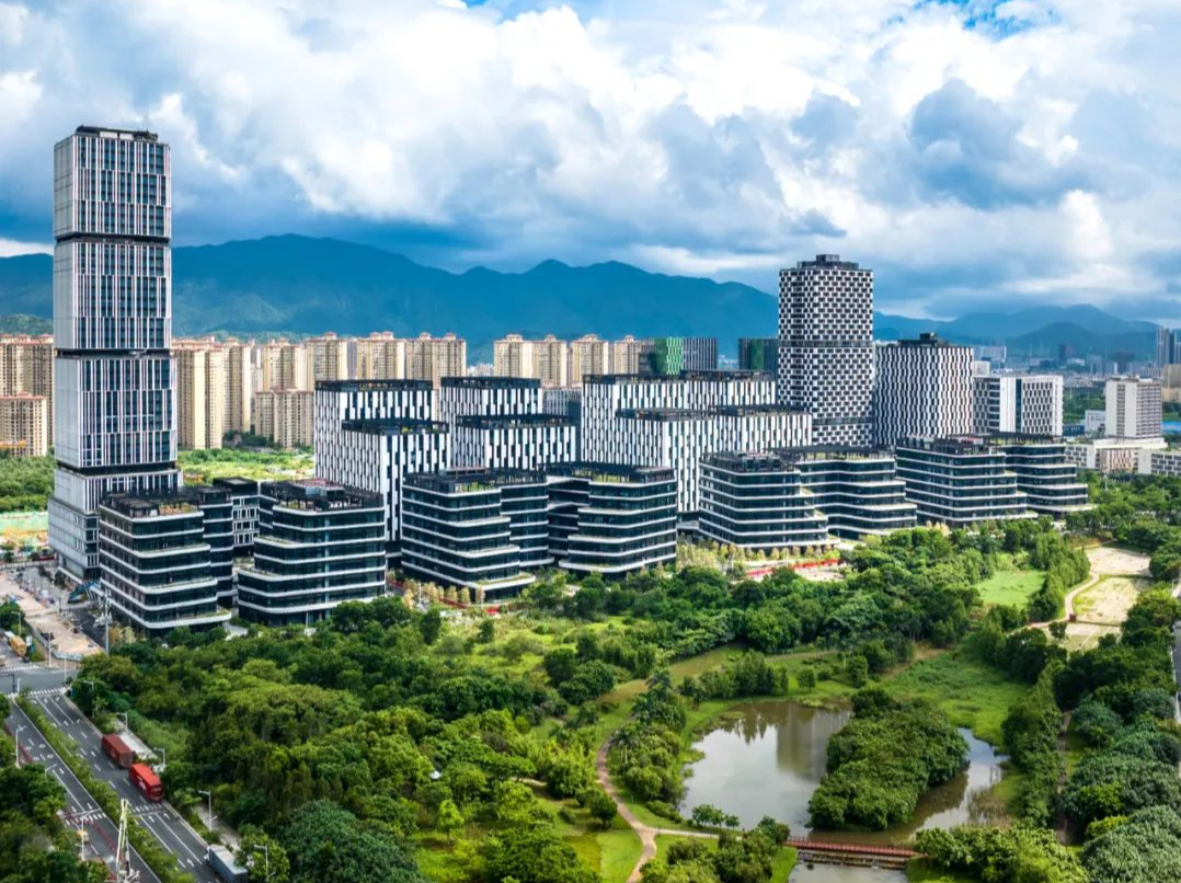 广纳优质资源，深圳坪山夯实“车药芯智”产业底座