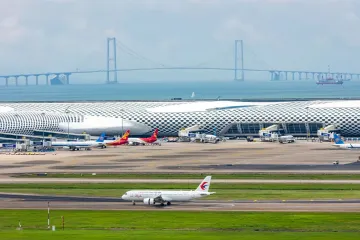 深圳机场旅客吞吐量创历史新高,前11月国际及地区旅客量同比增长23%