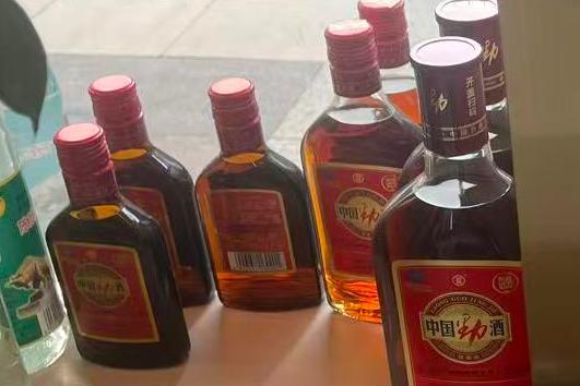 记者调查｜当“劲酒虽好，可不要贪杯”遇见女性客群：让“老登酒”变成“网红酒”，劲酒2025年逆势增长超20%