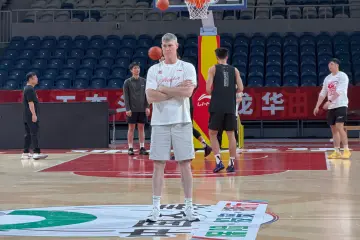 特写丨绅士凯利,静立舞台中央