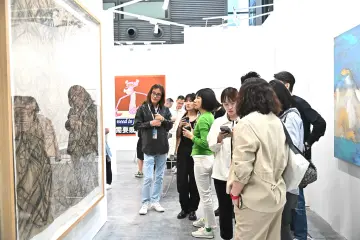 图集｜艺术深圳观展现场——多元人群共赴美学之约