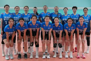 省篮排中心书记杜锋到场打气!广东深圳澳洲虎中塞女排新赛季24人大名单出炉