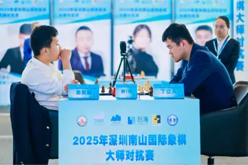 特写丨掌声,为“开门办赛”响起