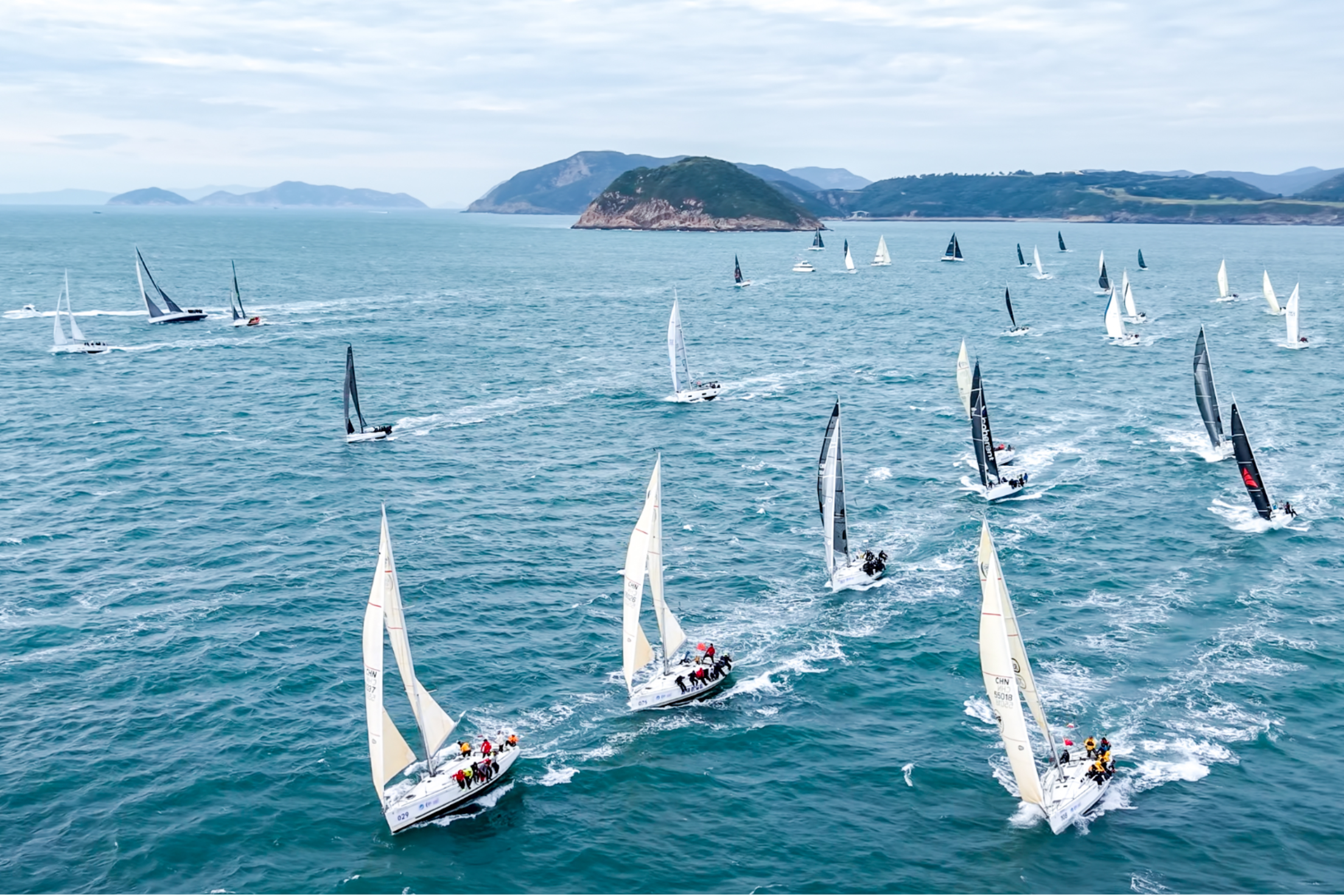 两城共逐浪,湾区创未来!第十七届中国杯帆船赛深圳大鹏开赛