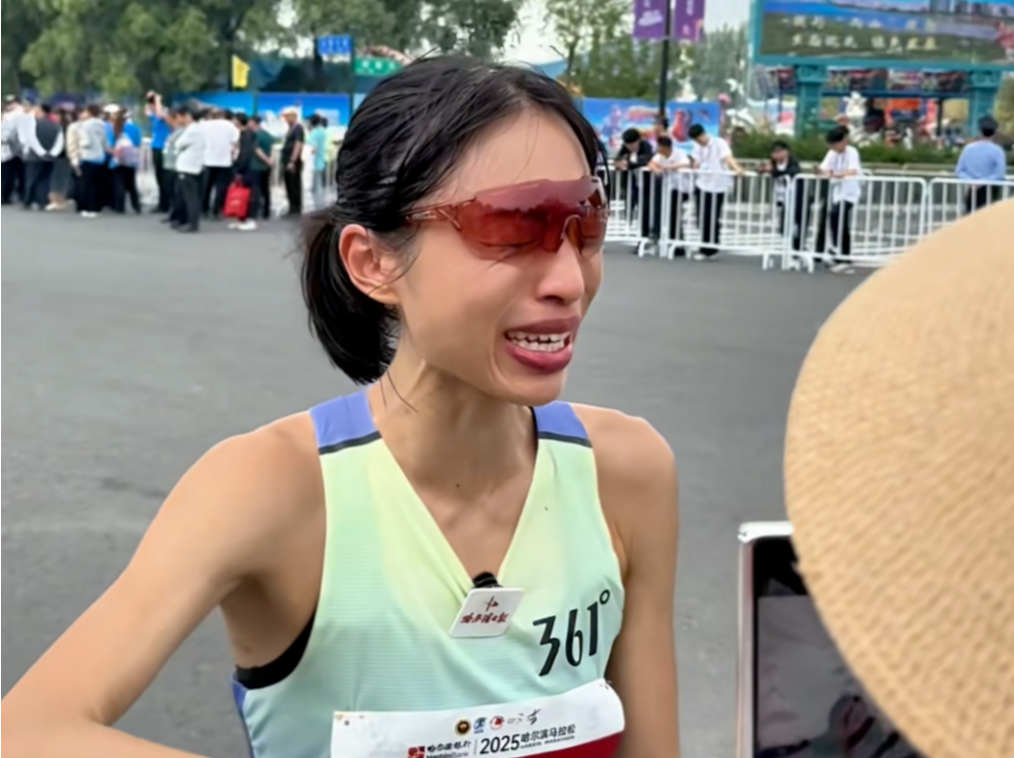 最快女护士张水华被医院通报处分，家人回应：不作评价