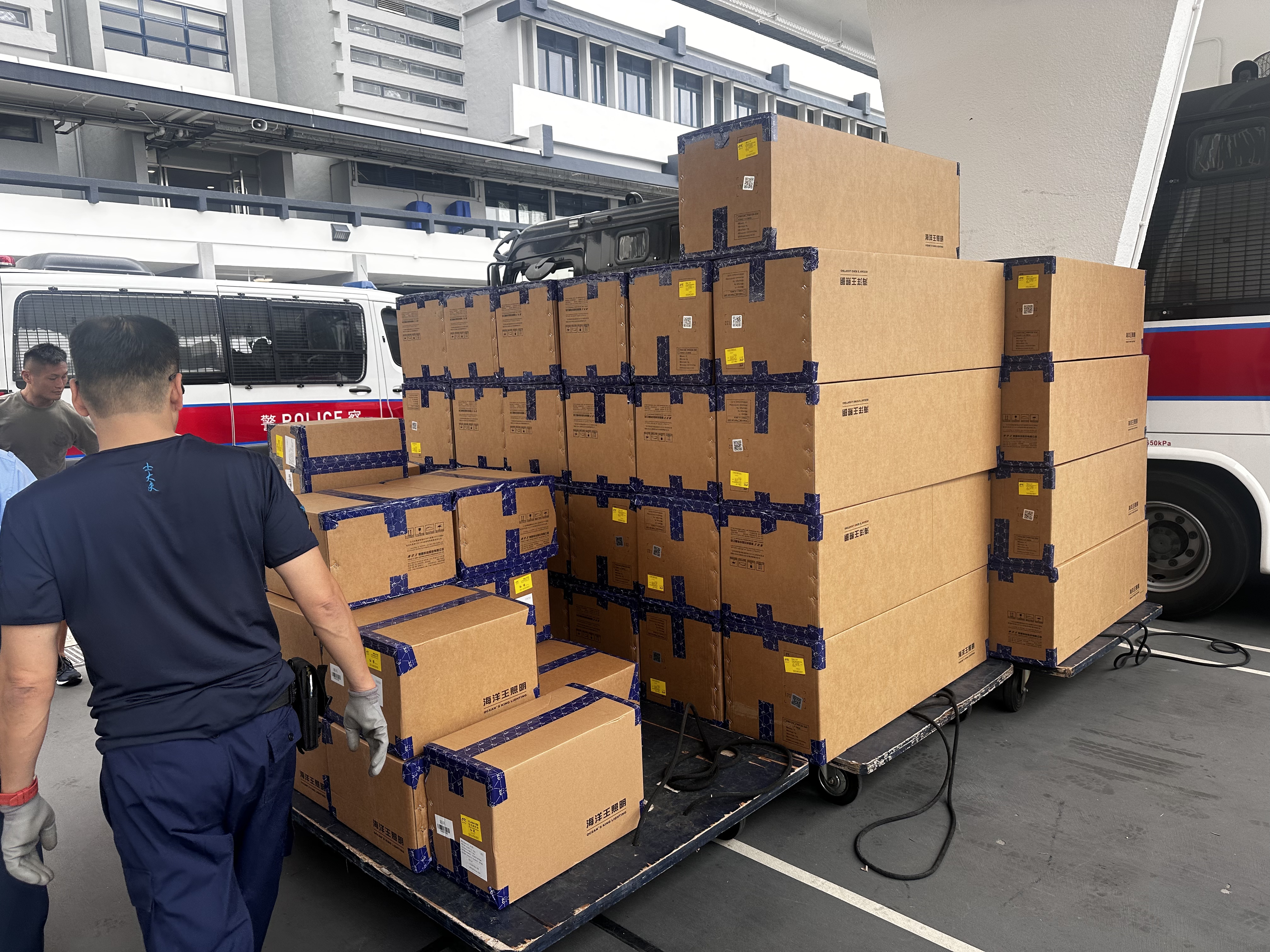 深圳应急力量：密切配合香港救援需求，落实各项支援措施