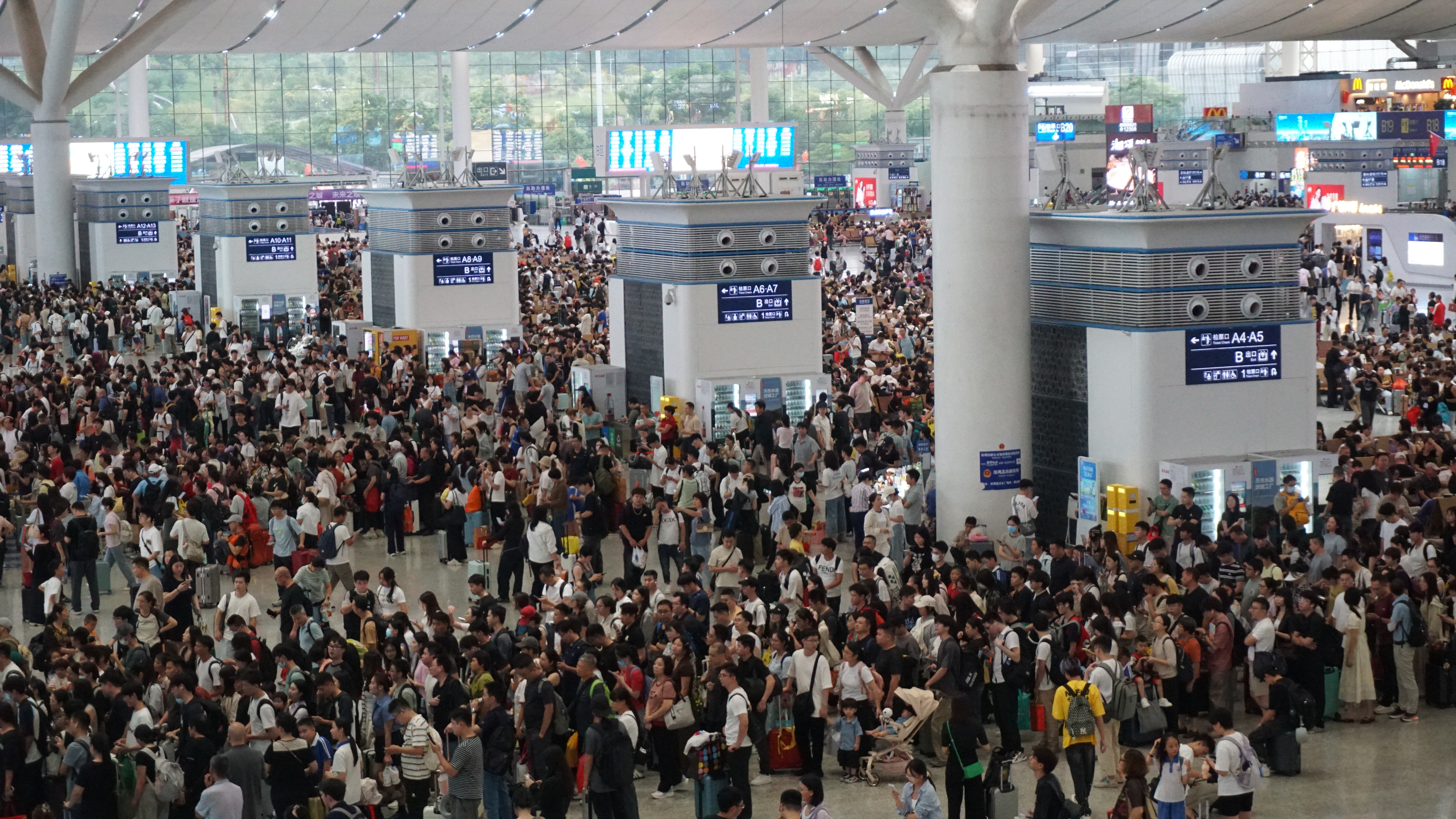 元旦票开抢！一张高铁票，拉动深圳“黄金消费动脉”