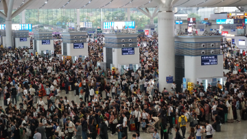 元旦票开抢!一张高铁票,拉动深圳“黄金消费动脉”