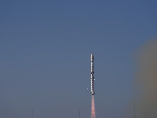 我国成功发射资源三号04星