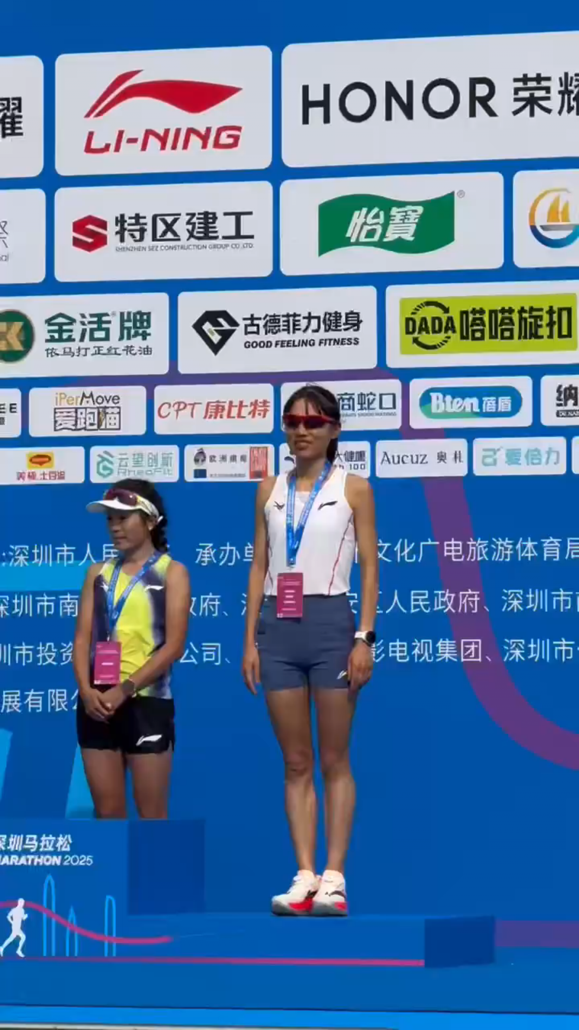 “最快女护士”张水华在2025深圳马拉松中顺利完赛