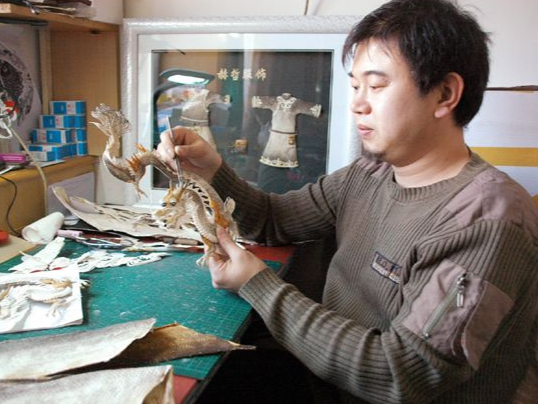 广东省自强模范宁雷：鱼皮画亮相残特奥会，非遗之光点亮残健共融之路