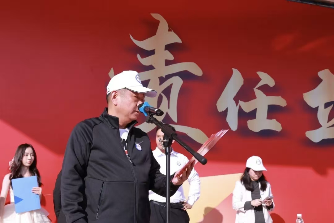 力与美的双向奔赴！龙岗职校第七届体艺节开幕式燃动冬日