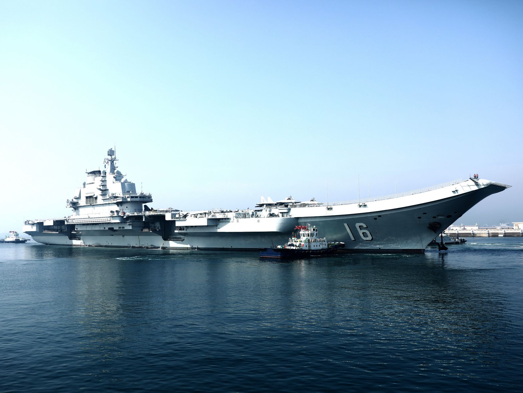 国防部就日炒作我辽宁舰航母编队舰载机雷达照射答记者问