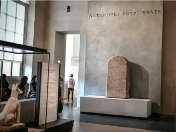 卢浮宫埃及古物图书馆发生严重漏水 多部古籍受损