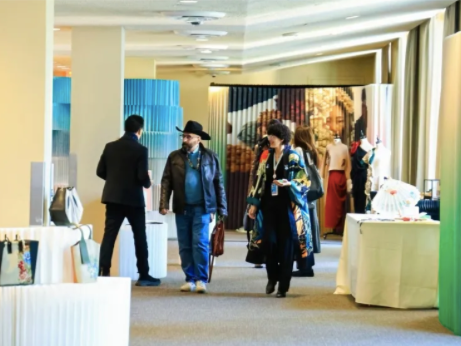 龙岗企业十八纸受邀参加2025联合国总部特展