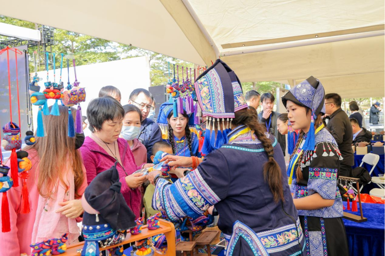 最美手艺人集中展示技能技艺 第五届深圳工匠活动周精彩不断