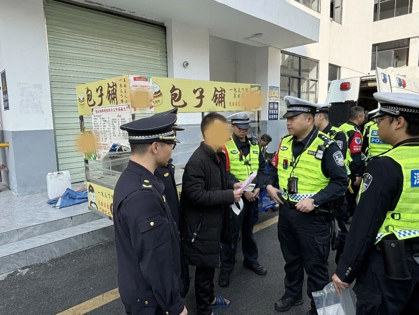 龙岗吉华重拳整治三轮车违规乱象