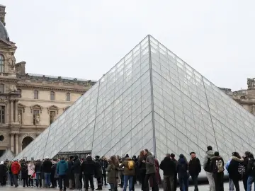 卢浮宫抢劫案第四名嫌疑人被临时收监