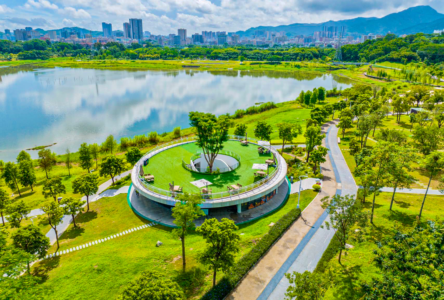 石岩湿地公园自然教育中心荣获四奖项